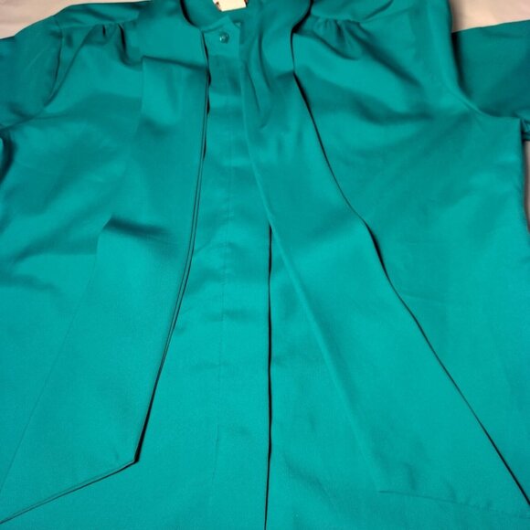Classic Fashions Blouse Women Size 8 Teal Tie Neck Long Sleeve Button Up - Picture 11 of 11